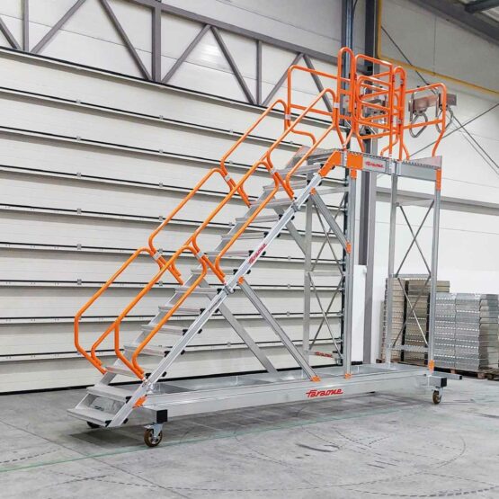 Podest do serwisowania autobusów Faraone Spec RJ447