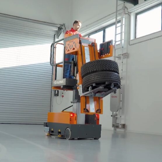 Elevah 8 Tires - wózek elektryczny do kompletacji opon